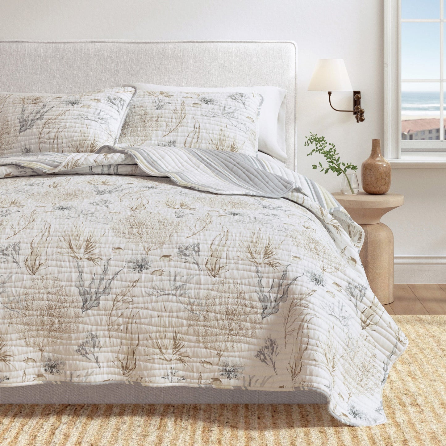 Coral Sea Maze Coastal Quilt Set