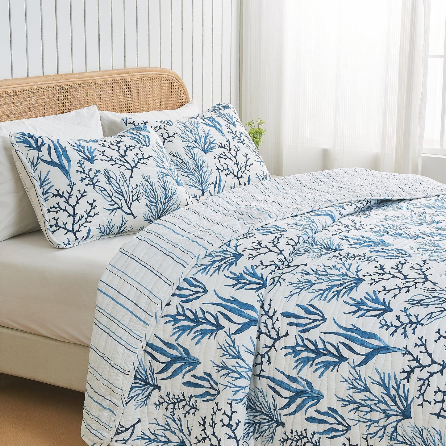Coastal Navy Coral Quilt Set