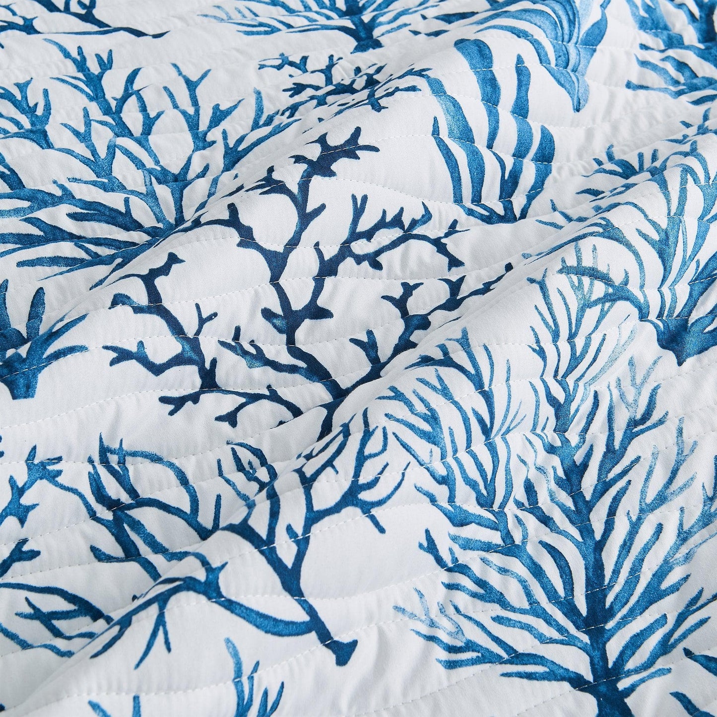 Coastal Navy Coral Quilt Set