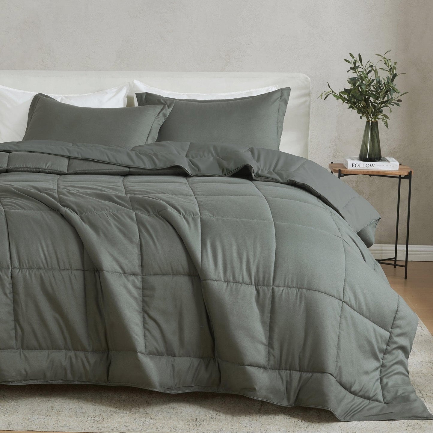 Reversible Comforter Set