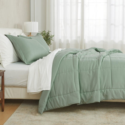 Reversible Comforter Set