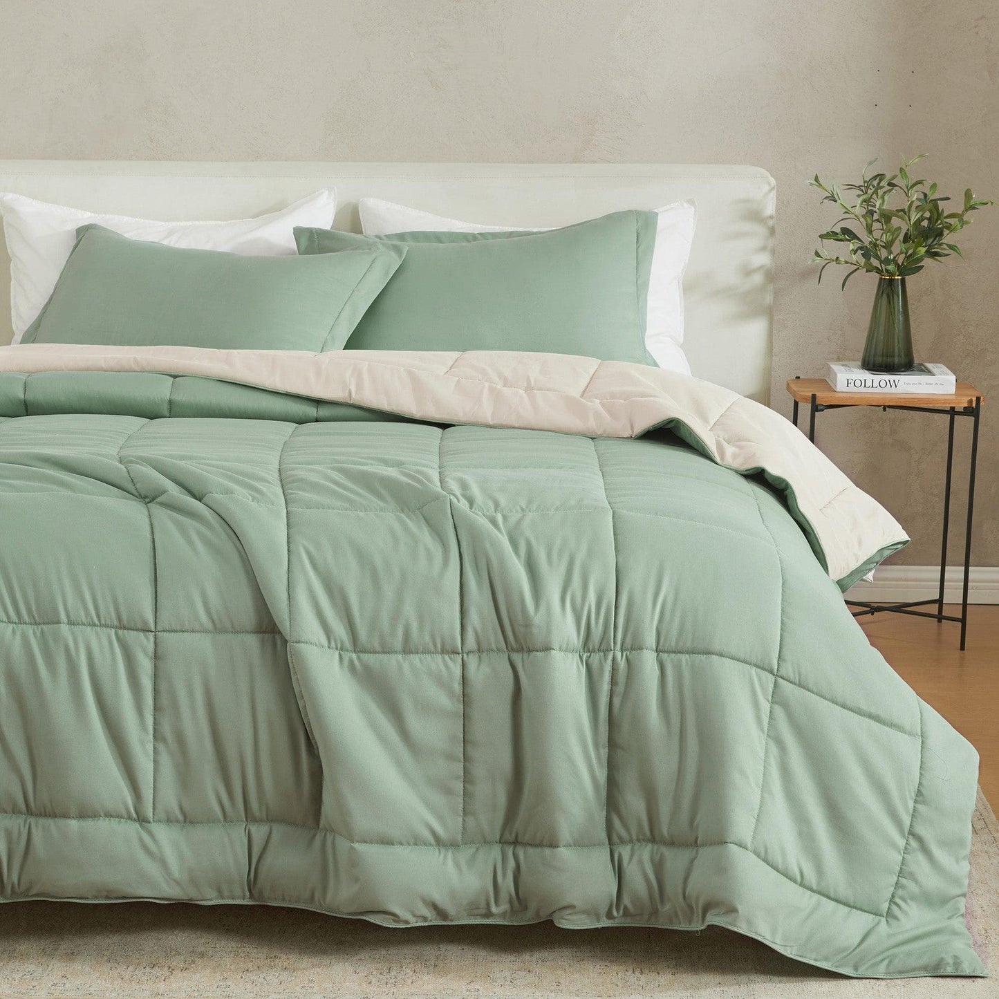 Reversible Comforter Set