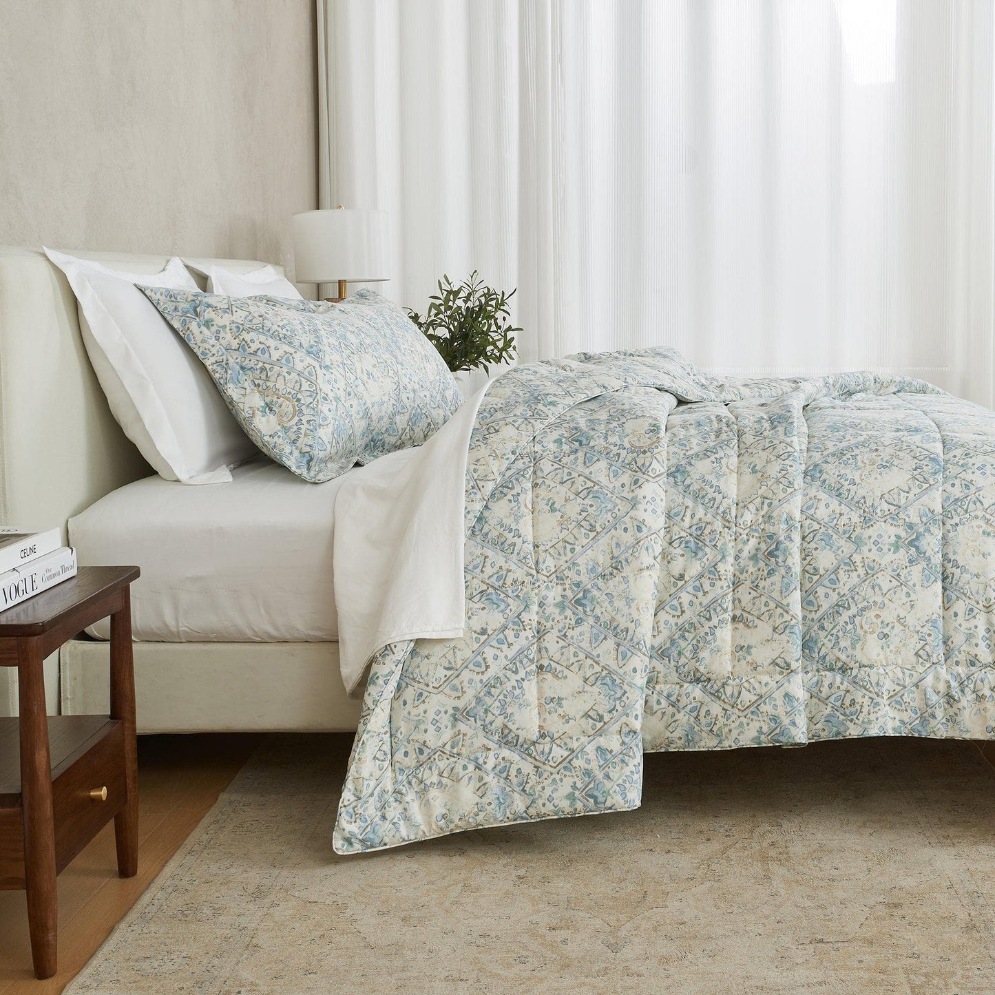 Reversible Comforter Set